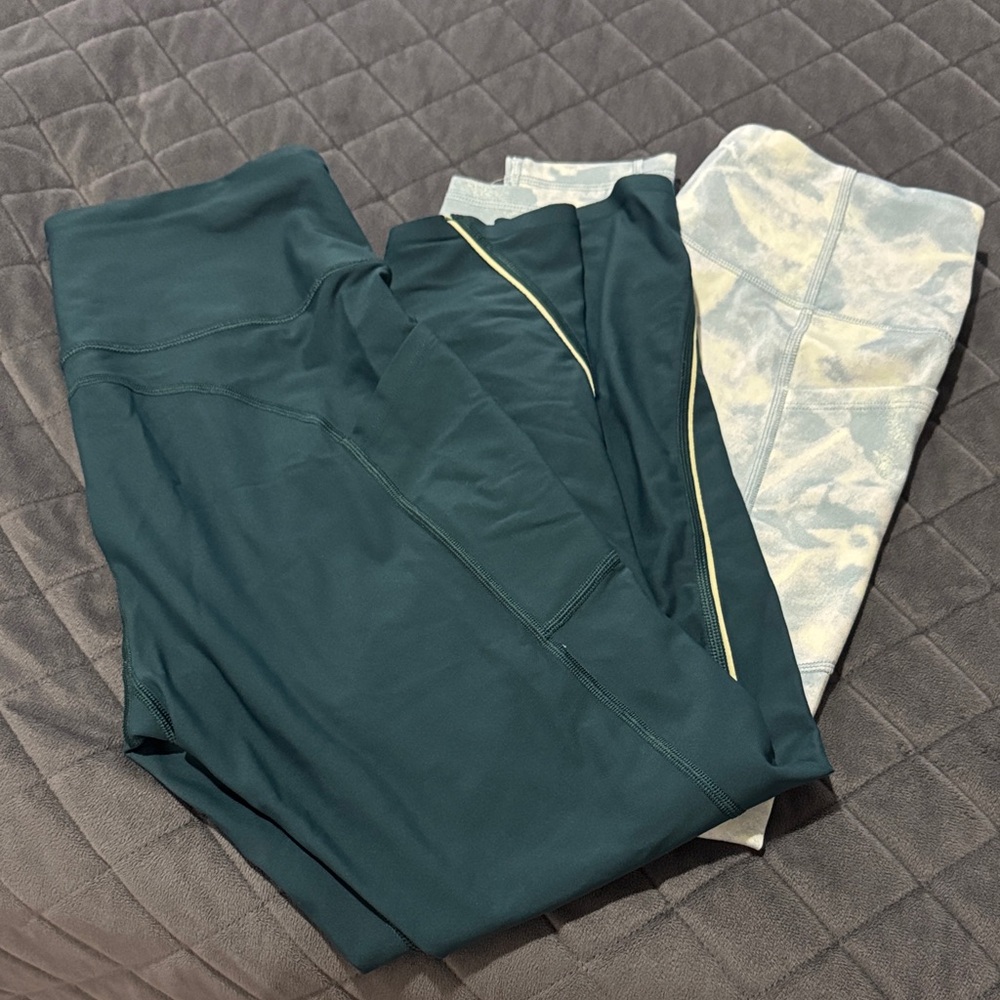 Victoria's Secret Green and Gray Leggings